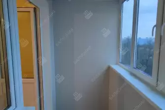 Отделка балкона с утеплением 