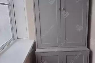 Отделка балкона с холодным остеклением Provedal и выносом остекления