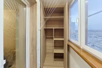 Отделка ламинатом Г-образного балкона с утеплением