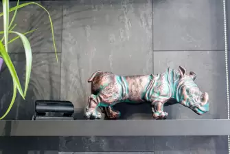 Обшивка широкоформатным ламинатом с утеплением