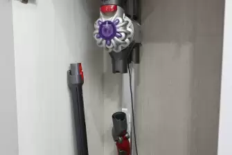  Отделка лоджии ламинатом с боковым окном