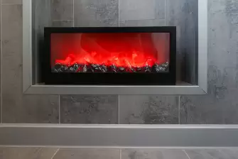 Отделка балкона ламинатом двух цветов