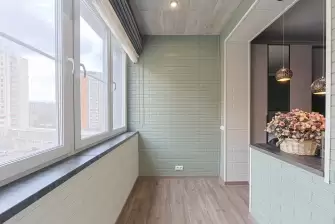 Отделка балкона Сапожок под ключ с утеплением